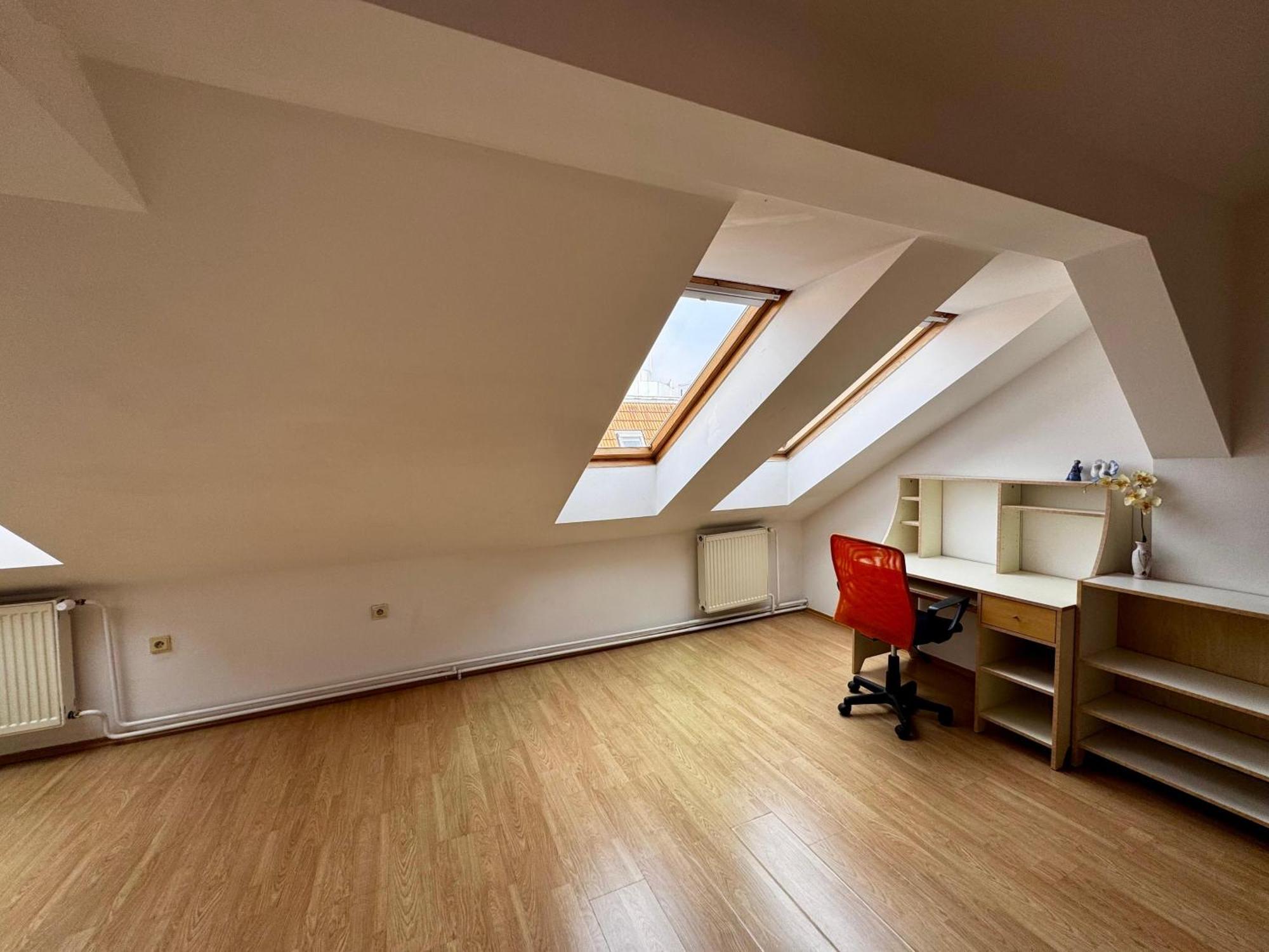 120 M2 Apartment In The Centre Of The Old Town Μπρατισλάβα Εξωτερικό φωτογραφία